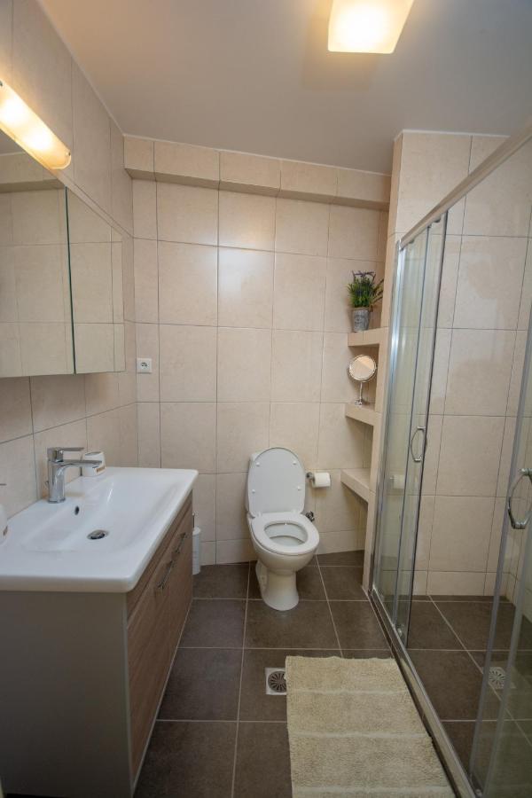 Spacious Fully Equipped 3Bd 2Bath Apt In The Heart Of City With Balconies Ac And Fast Wifi #1 Heraklion  Exterior photo