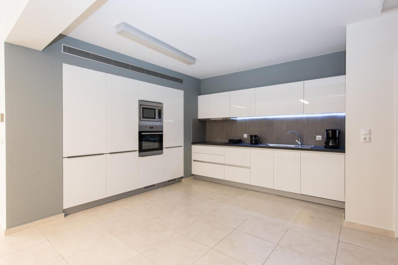 Spacious Fully Equipped 3Bd 2Bath Apt In The Heart Of City With Balconies Ac And Fast Wifi #1 Heraklion  Exterior photo